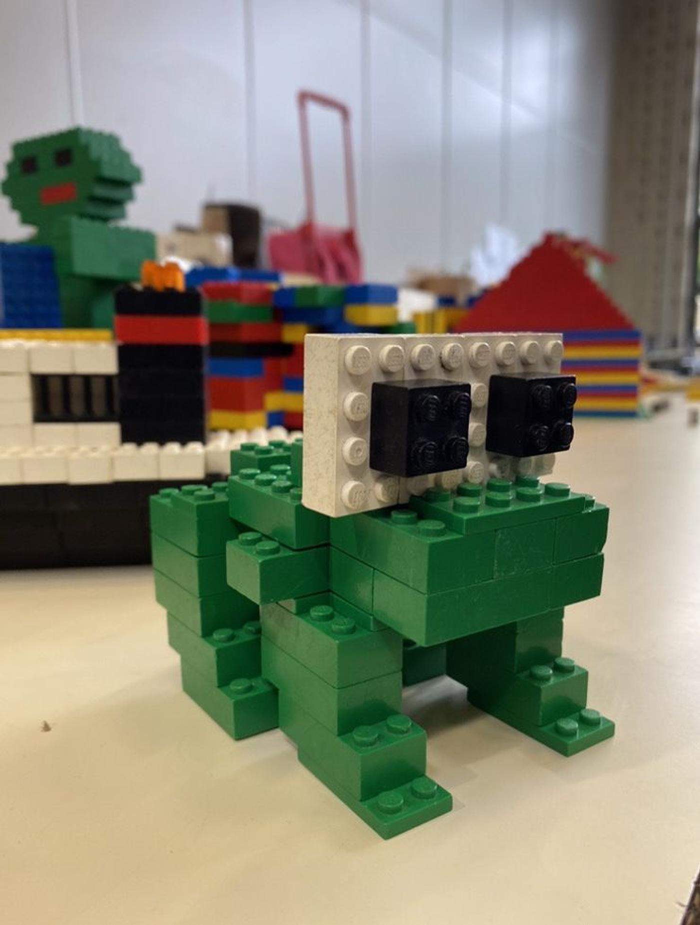 
<span>Legolegends</span>
